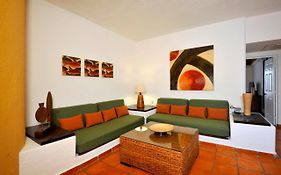 Las Palmas Condominio